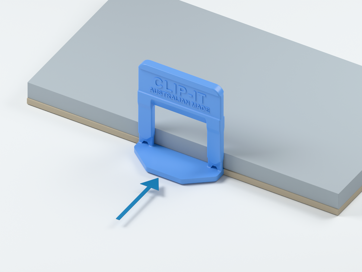 Place the clips and adjoining pieces — 3 mm tile clips